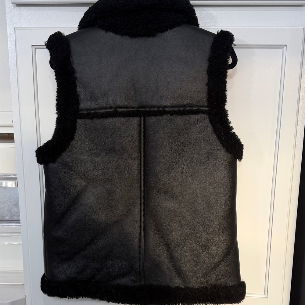 Coach Reversible Black Shearling Leather Vest Size Small NWT - Picture 3 of 12